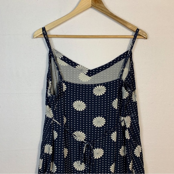 ModCloth Y2K Blue Daisy Babydoll Tank Top - Picture 6 of 8